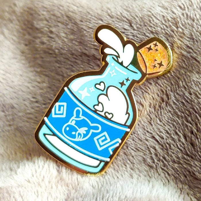 "Fresh Milk" (Lon Lon Milk, TLOZ, BotW) hard enamel pin